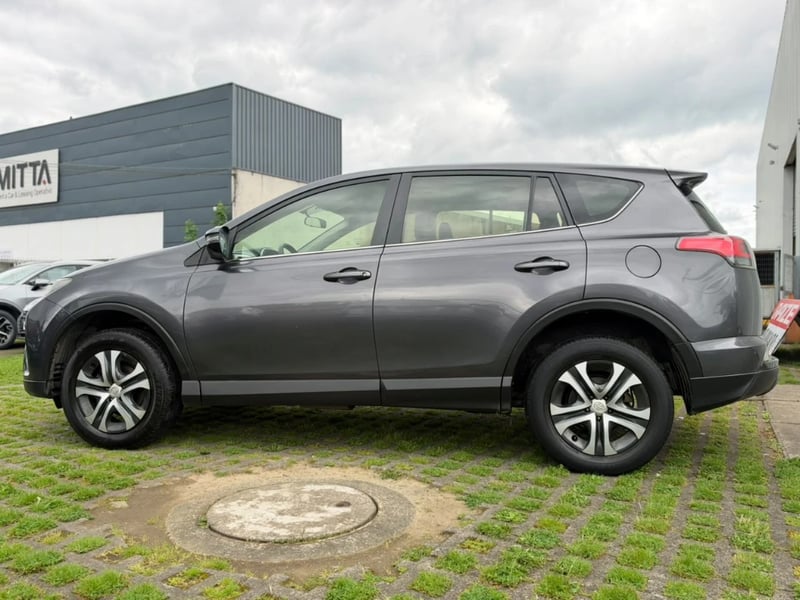 Toyota Rav4 2017 - Imagen 8 de 20
