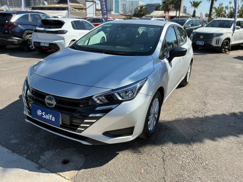 Nissan Versa 2025