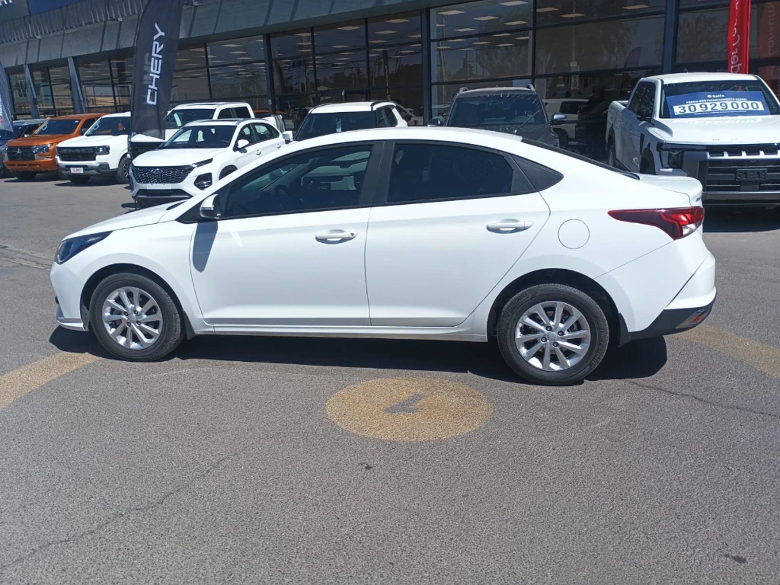 Hyundai Accent 2024 - Imagen 8 de 20