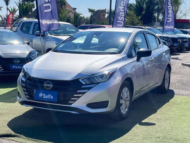 Nissan Versa 2025