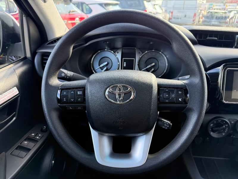 Toyota Hilux 2026 - Imagen 13 de 20