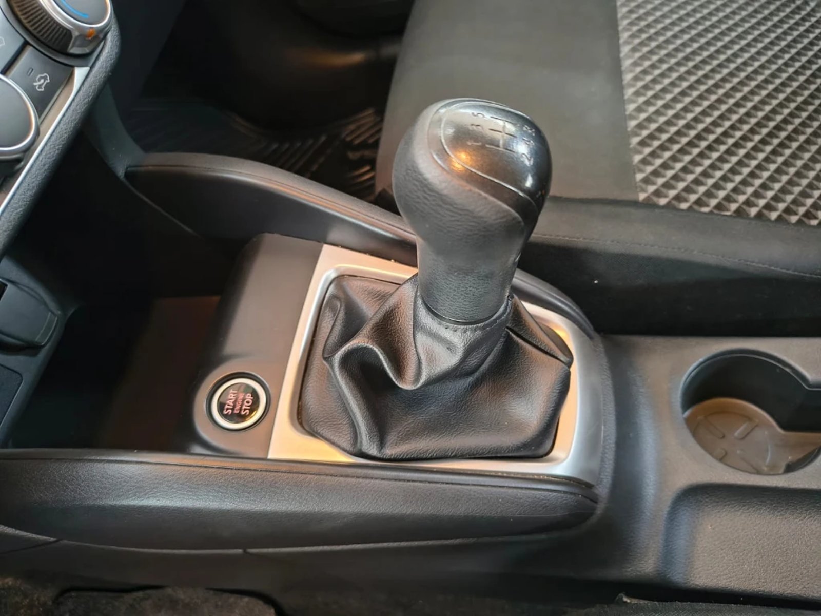 Nissan Versa 2025 - Imagen 16 de 20
