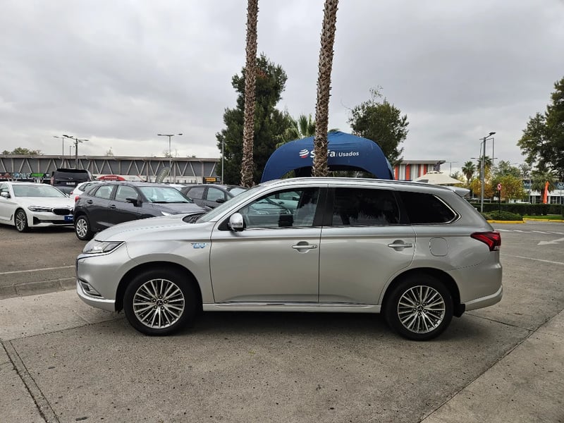 Mitsubishi Outlander 2020 - Imagen 8 de 20