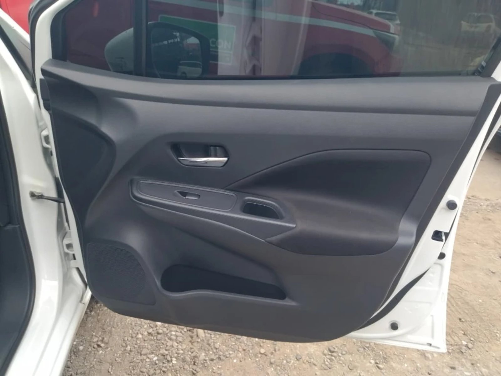 Nissan Versa 2024 - Imagen 15 de 20