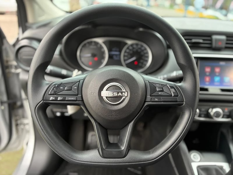Nissan Versa 2025 - Imagen 15 de 20