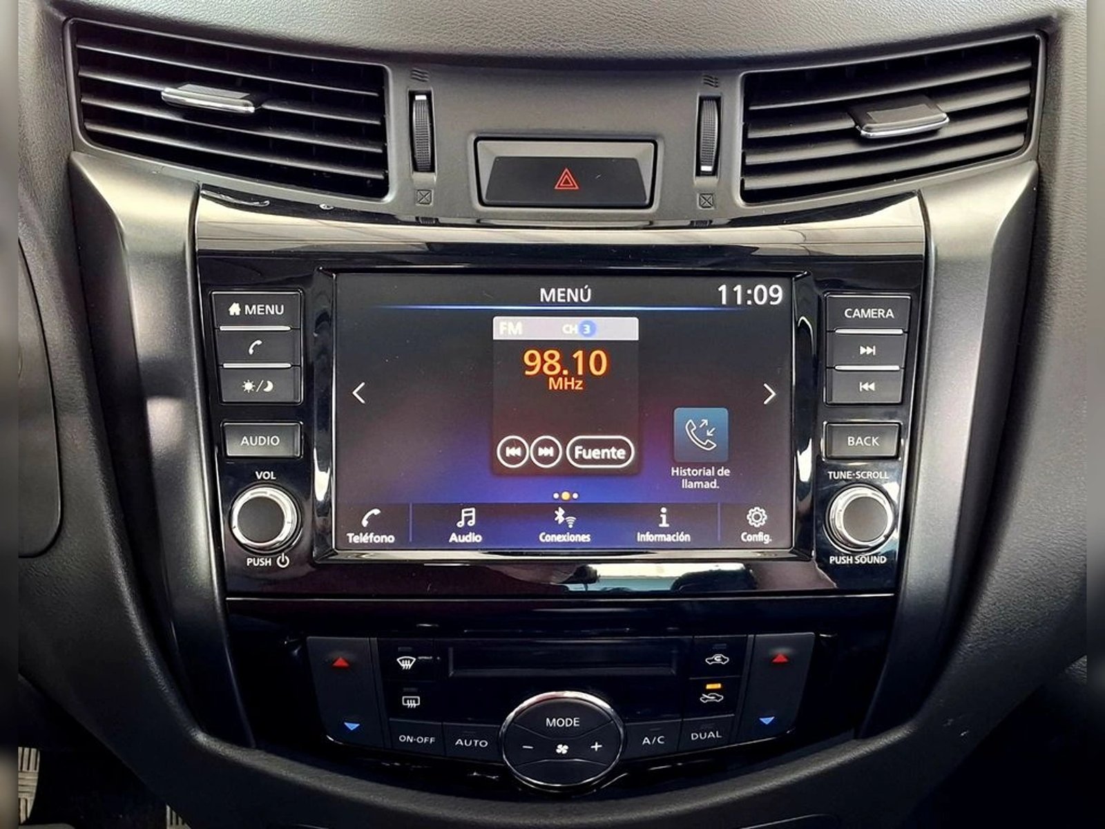 Nissan Navara 2024 - Imagen 17 de 20