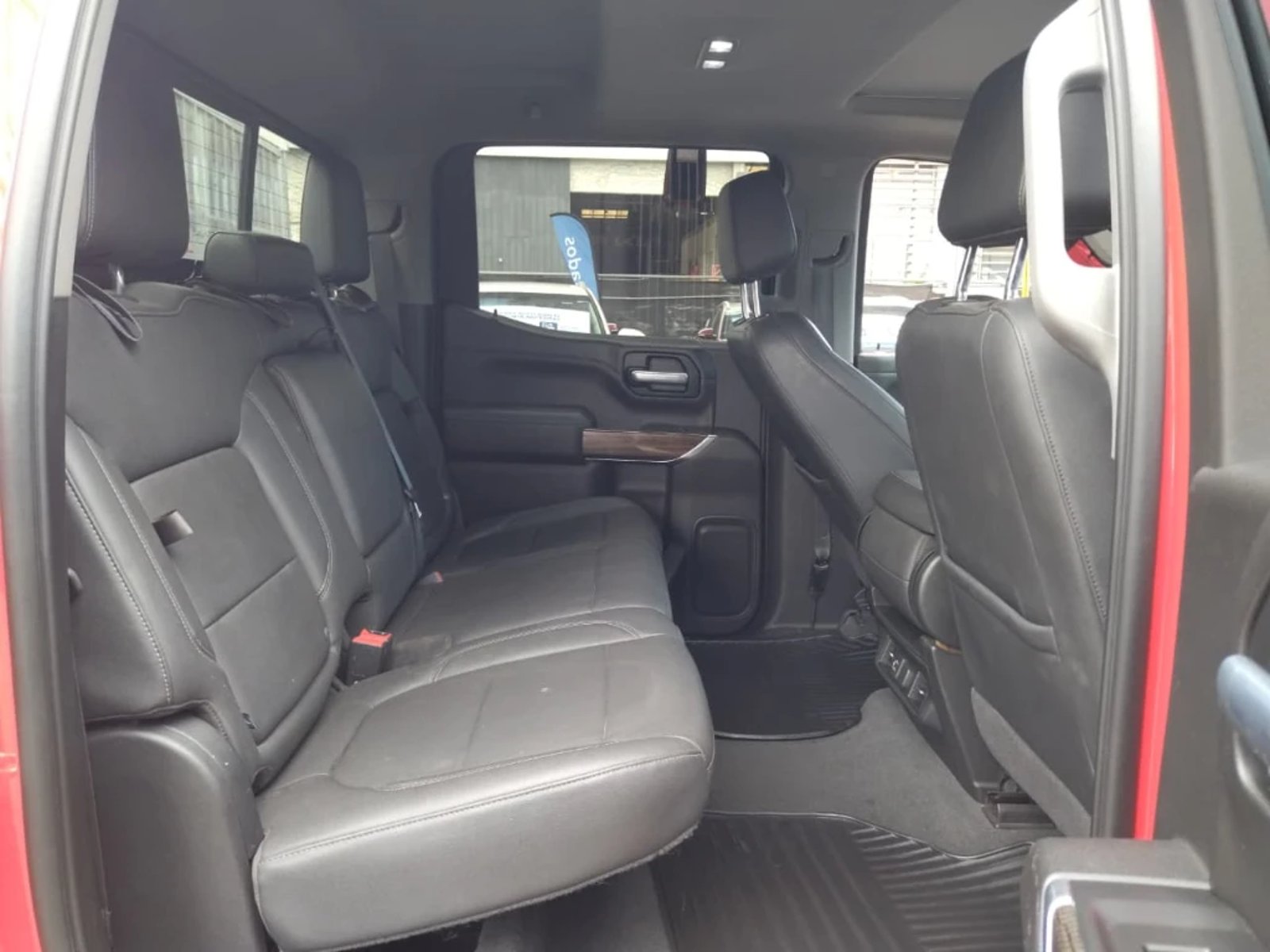 Chevrolet Silverado 2021 - Imagen 19 de 20
