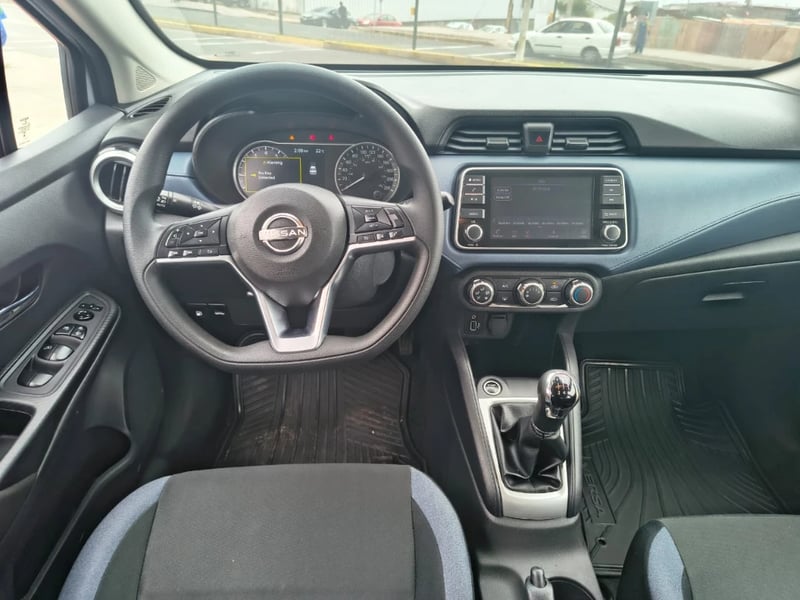 Nissan Versa 2024 - Imagen 12 de 20