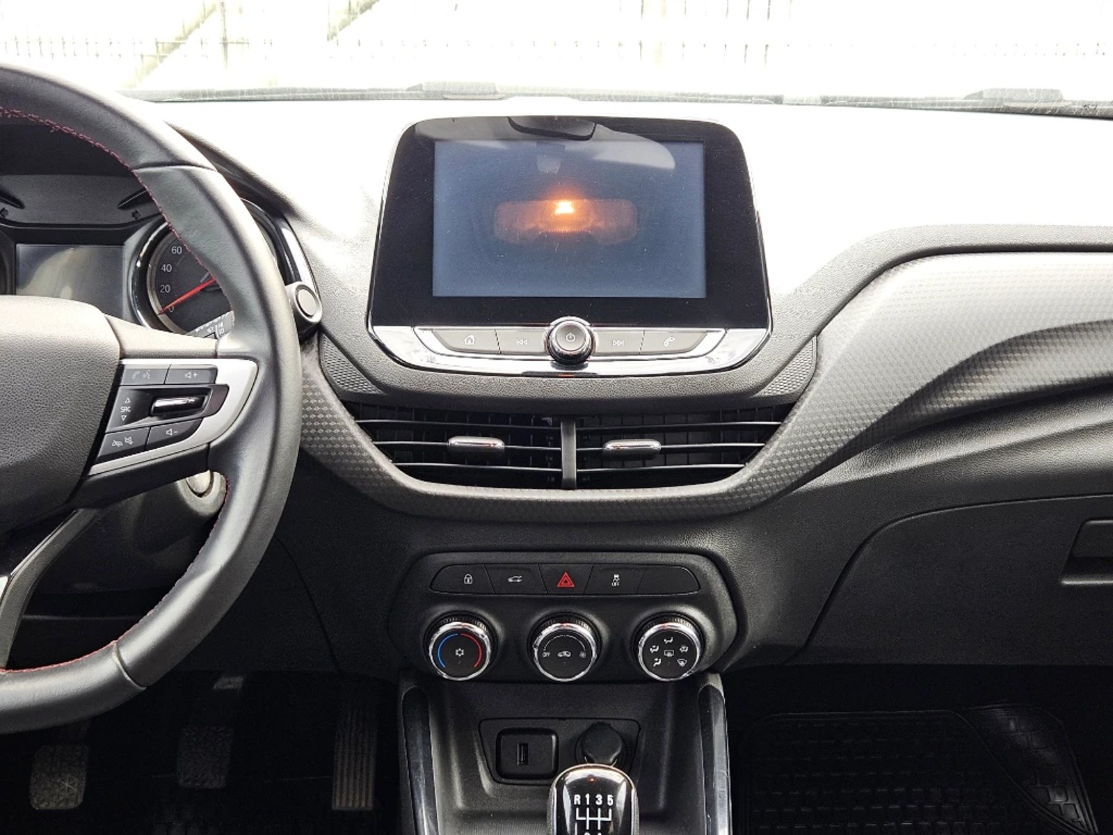 Chevrolet Onix 2024 - Imagen 15 de 20