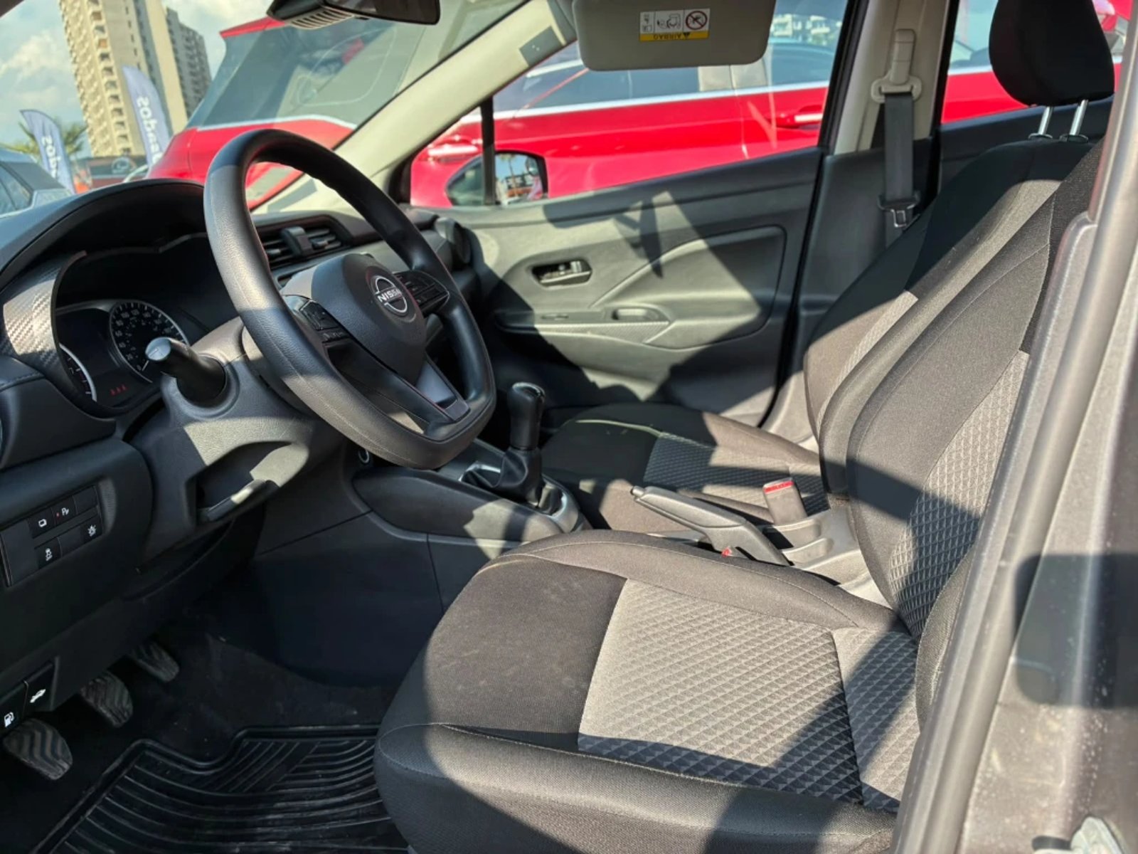 Nissan Versa 2025 - Imagen 9 de 20