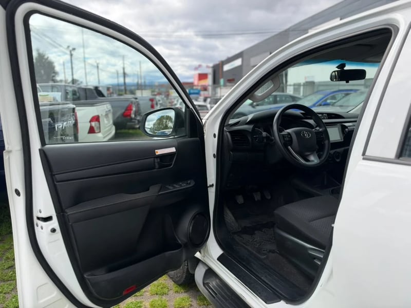 Toyota Hilux 2025 - Imagen 9 de 20