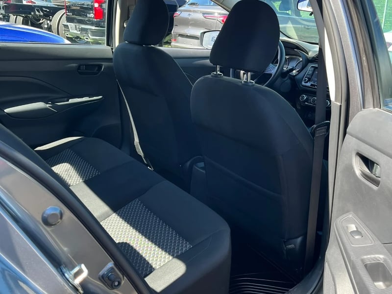 Nissan Versa 2025 - Imagen 18 de 20