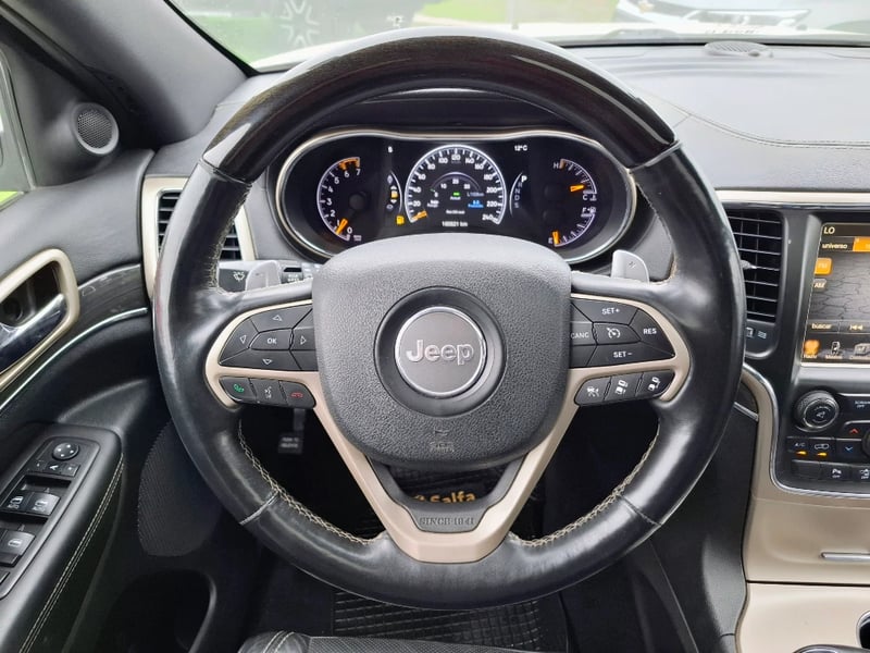 Jeep Grand cherokee 2015 - Imagen 13 de 20