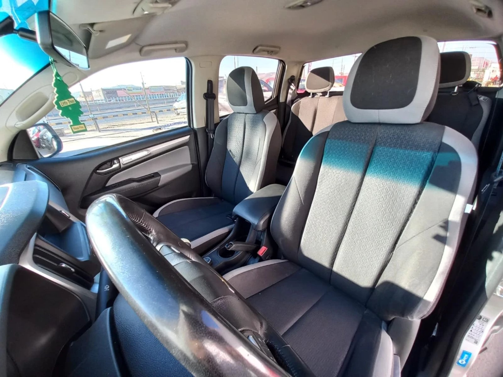 Chevrolet COLORADO LT MT 2.8TD 4WD 2023 - Imagen 13 de 20