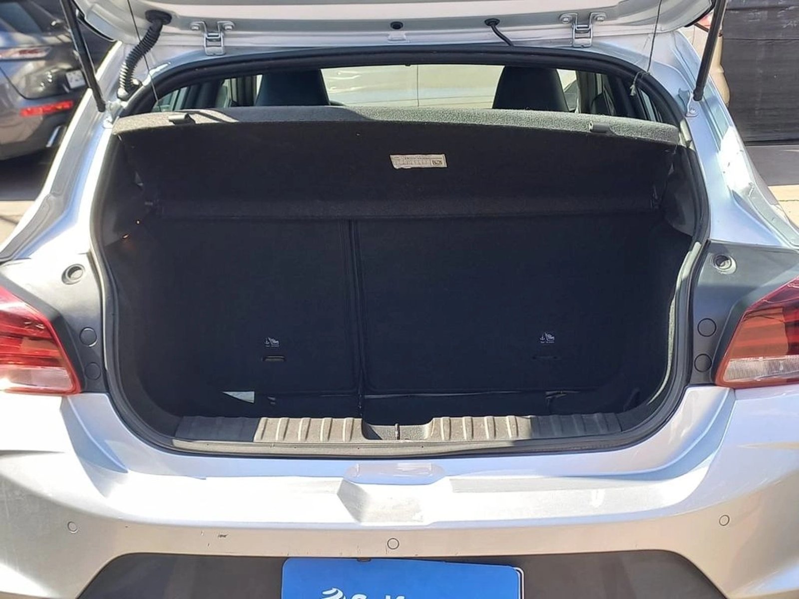 Chevrolet ONIX 1.0T RS MT 5P 2022 - Imagen 12 de 20