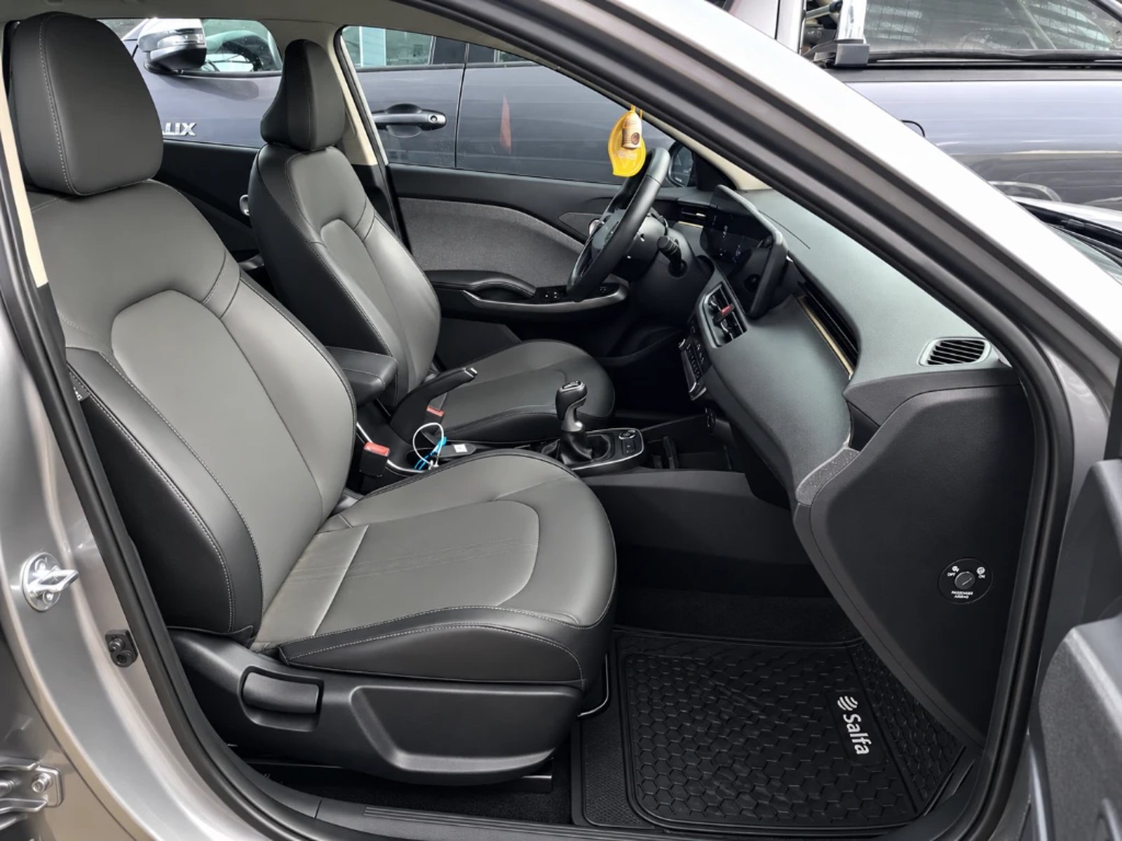 Kia K3 2025 - Imagen 16 de 20
