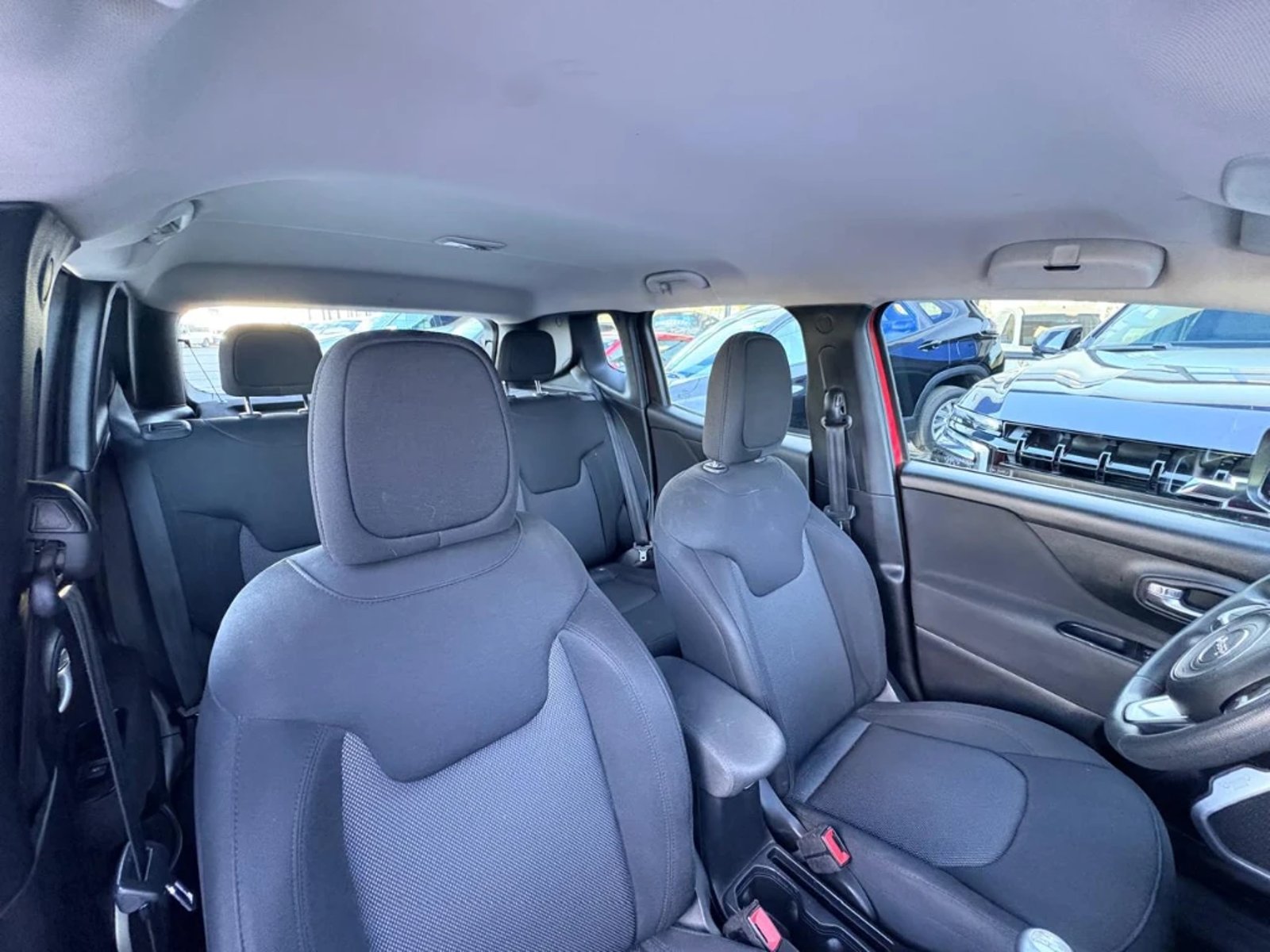 Jeep Renegade 2019 - Imagen 15 de 20