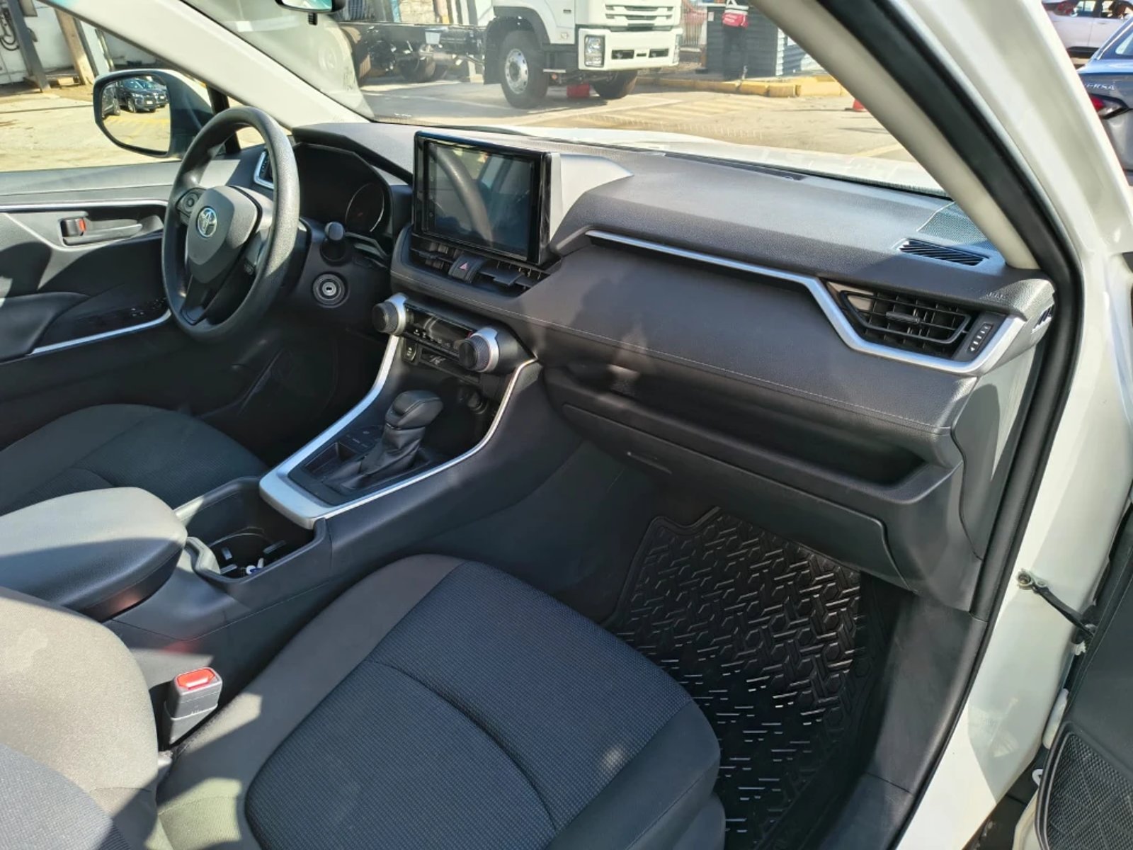 Toyota Rav4 2025 - Imagen 13 de 20
