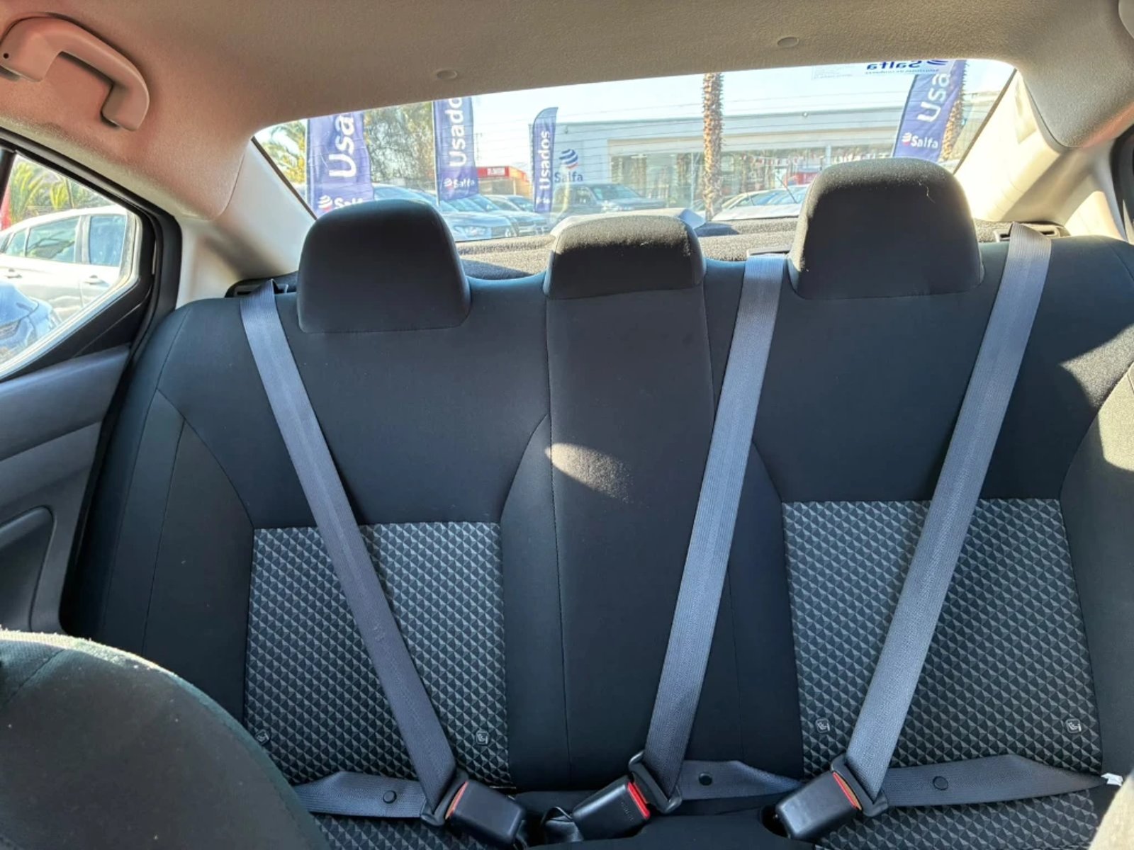Nissan Versa 2025 - Imagen 19 de 20