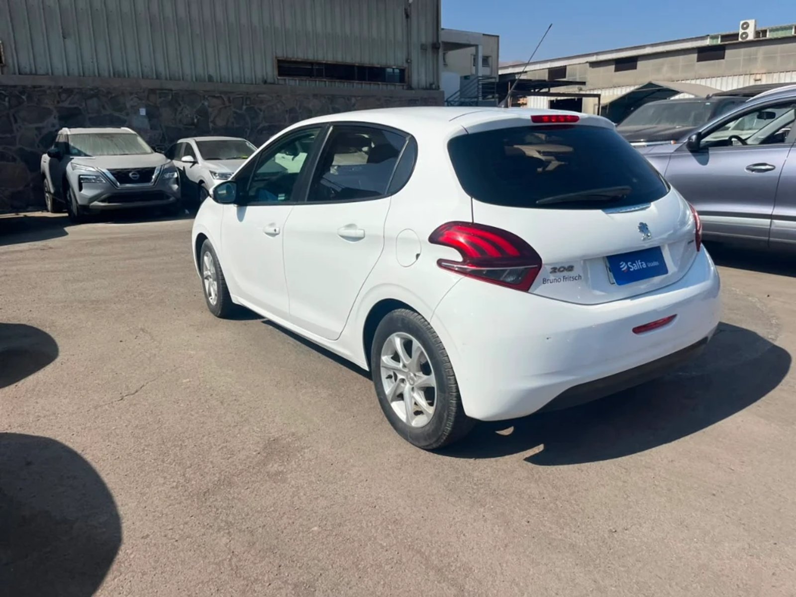 Peugeot 208 2017 - Imagen 7 de 20