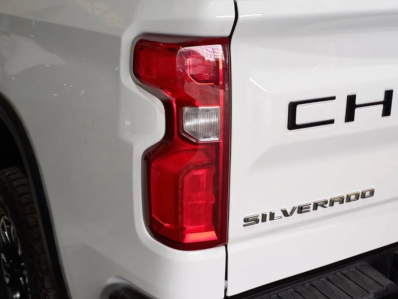 Chevrolet Silverado 2023 - Imagen 10 de 20