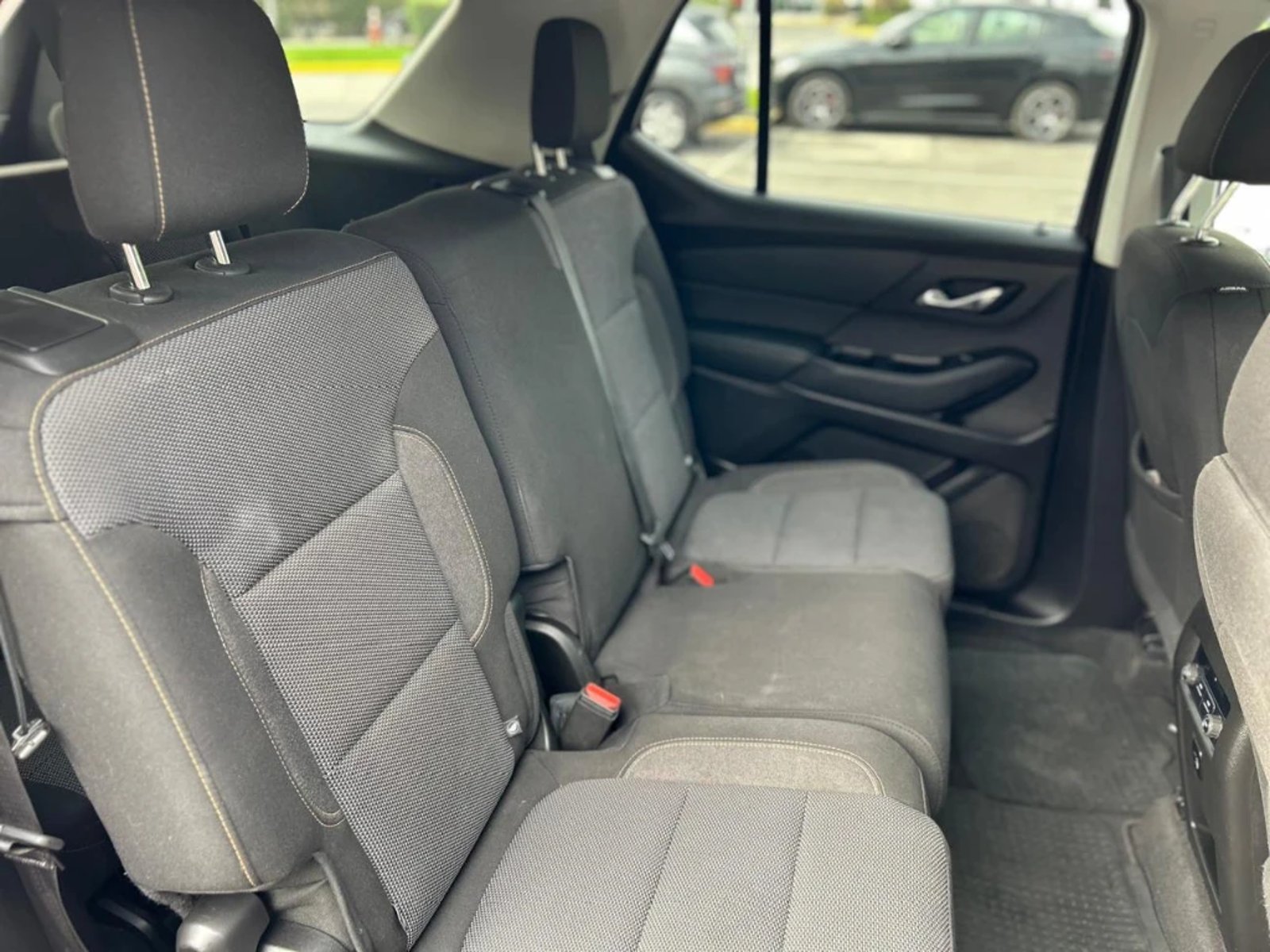 Chevrolet TRAVERSE 3.6L LT FWD AT 5P 2018 - Imagen 16 de 19
