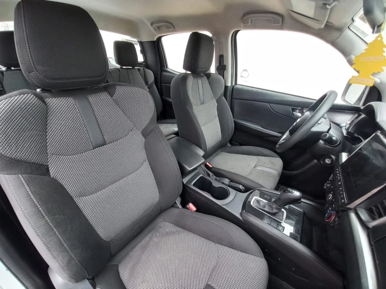 Mazda Bt-50 2024 - Imagen 14 de 20