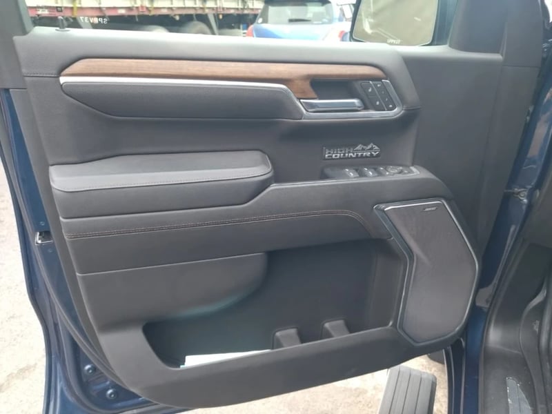 Chevrolet Silverado 2023 - Imagen 14 de 20