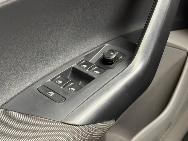 Volkswagen Polo 2019 - Imagen 17 de 20