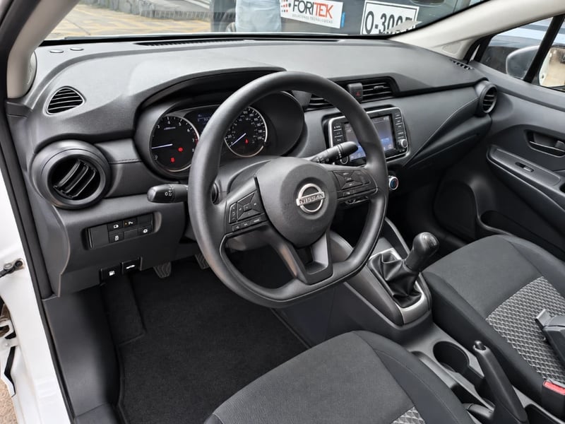 Nissan Versa 2025 - Imagen 11 de 20