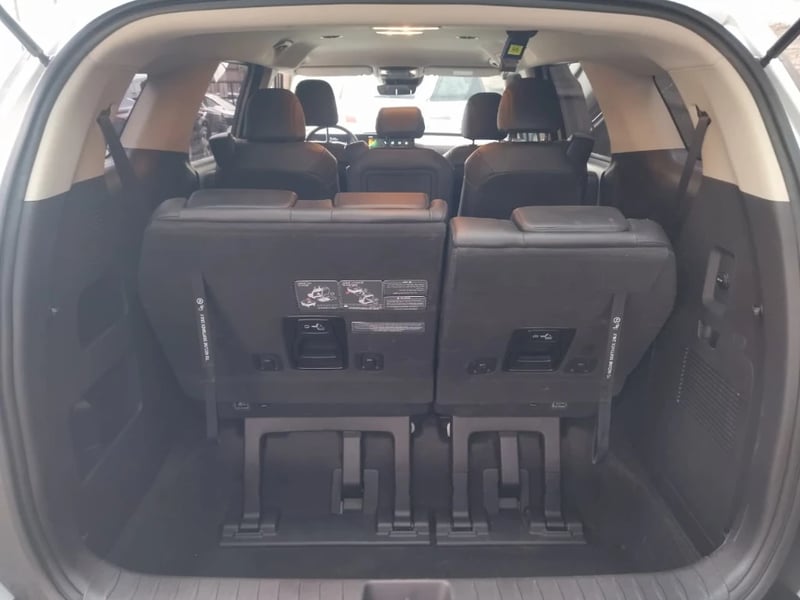 Kia Carnival 2025 - Imagen 9 de 20