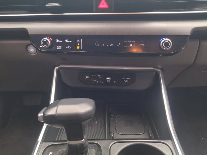 Kia Carnival 2025 - Imagen 18 de 20