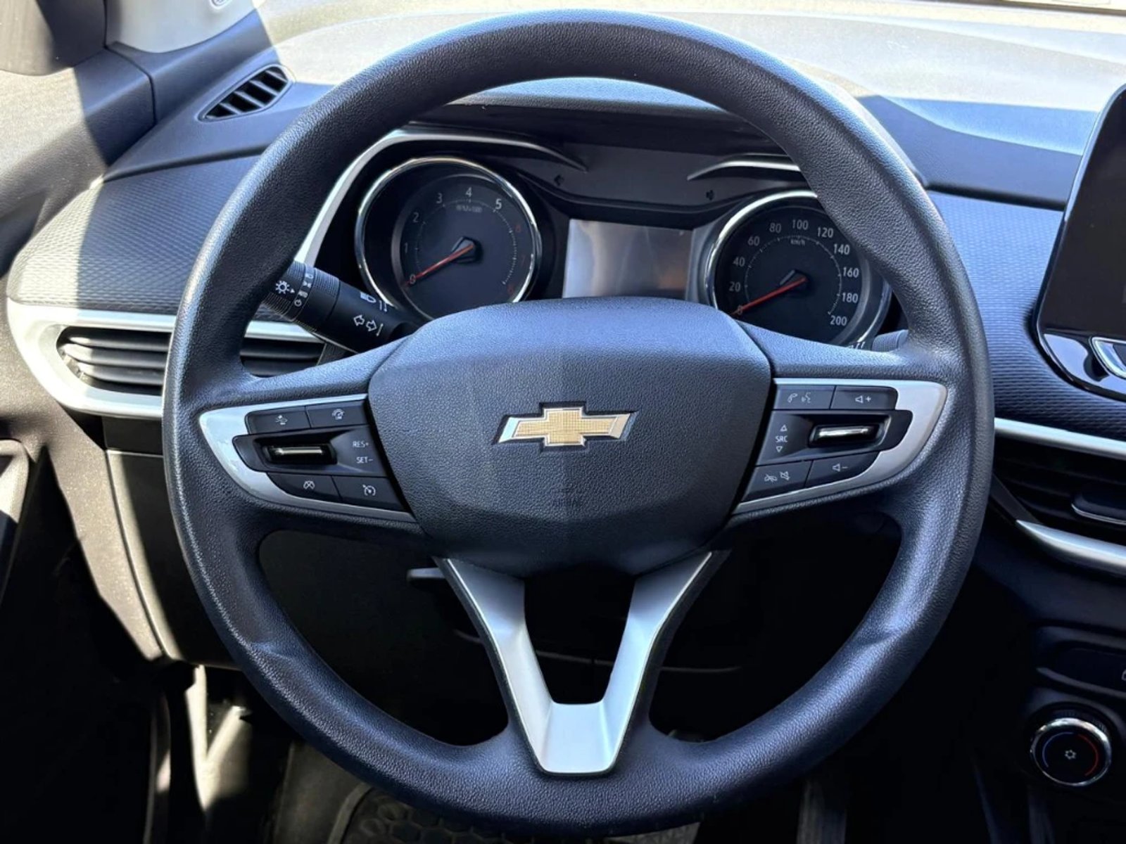 CHEVROLET TRACKER 1.2T LTZ R 4X2 AT 5P 2025 - Imagen 12 de 20