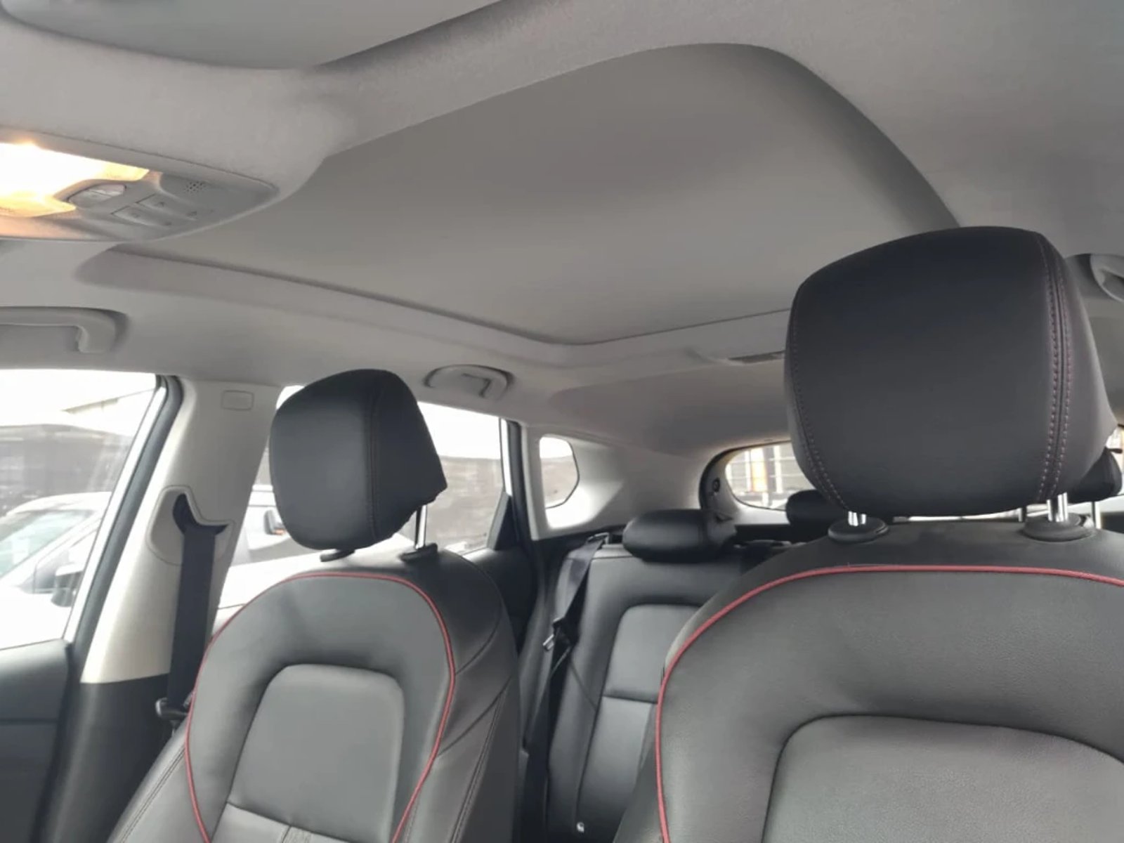 CHEVROLET TRACKER 1.2T RS R 4X2 AT 5P 2024 - Imagen 15 de 20