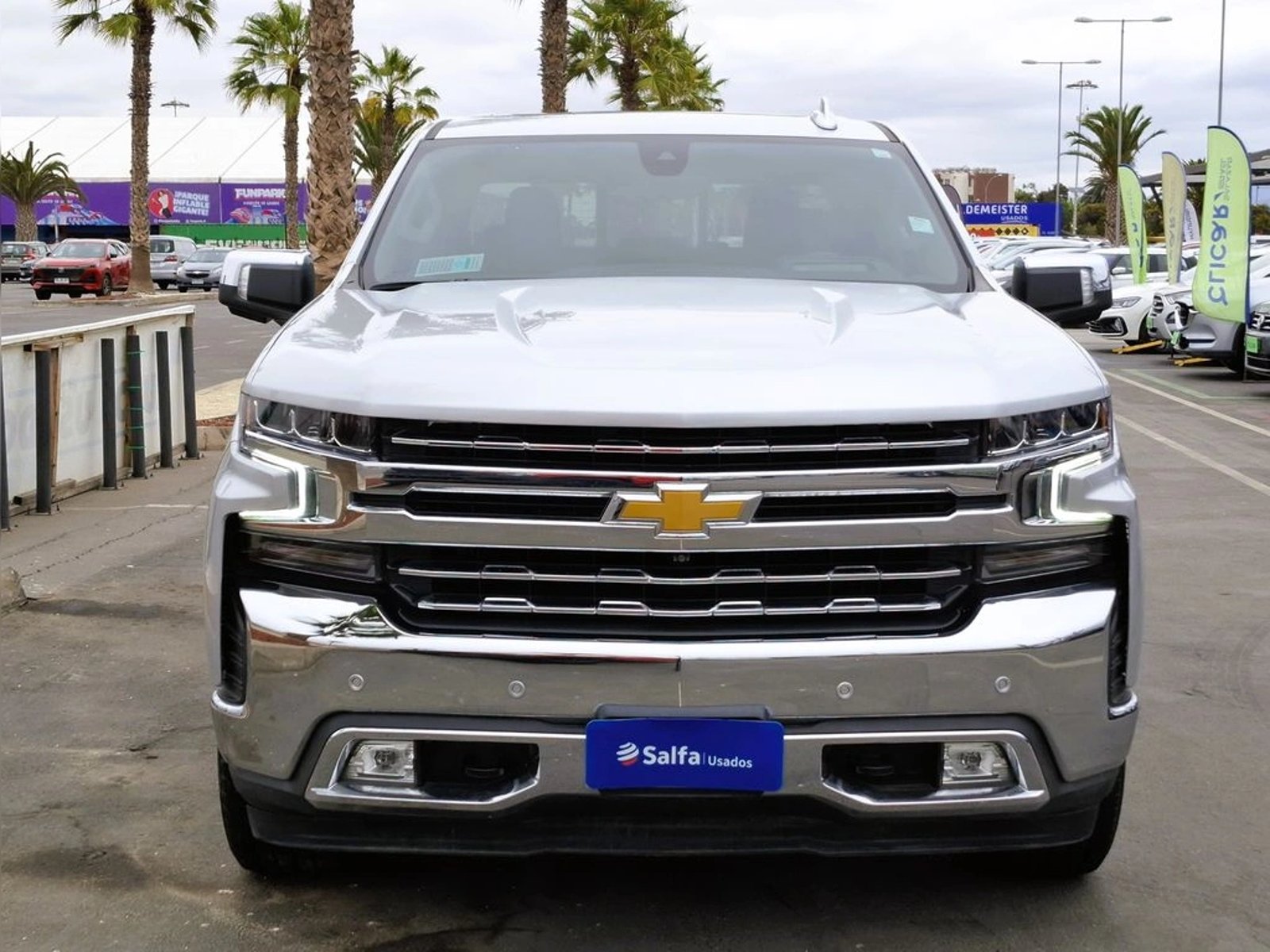 Chevrolet Silverado 2022 - Foto 2 de 20