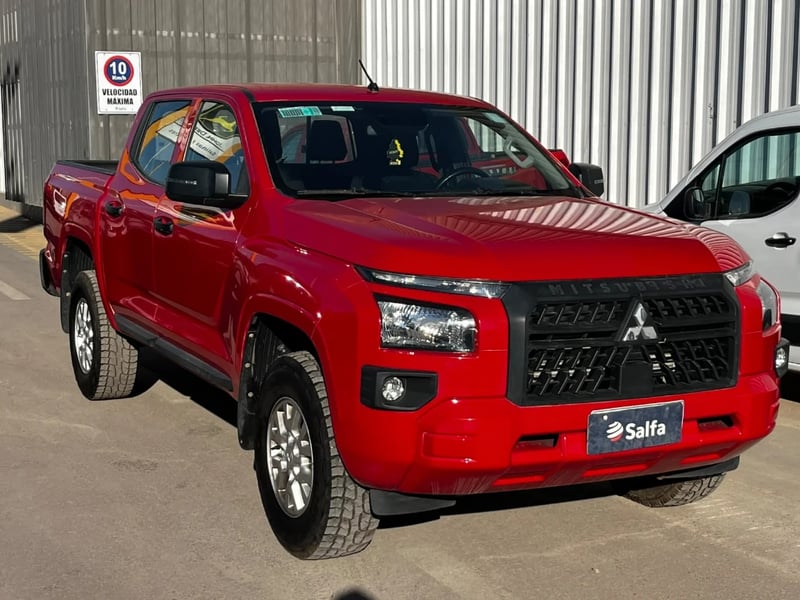 Mitsubishi L200 2023 - Imagen 3 de 20