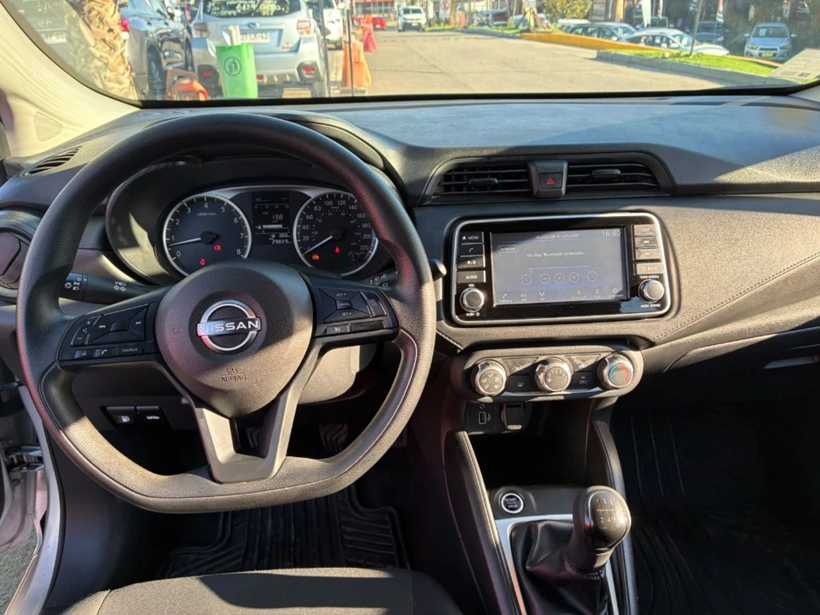 Nissan Versa 2025 - Imagen 10 de 20