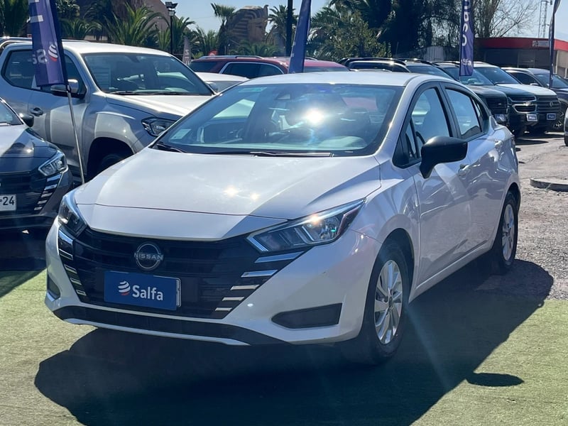 Nissan Versa 2025