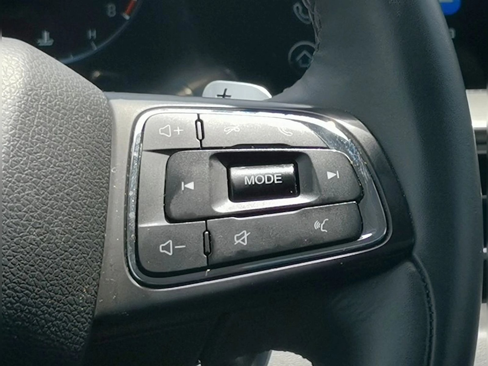 Chery TIGGO 8 PRO 2.0 TGDI GLX PRO MAX AWD AT 5P 2024 - Imagen 18 de 20
