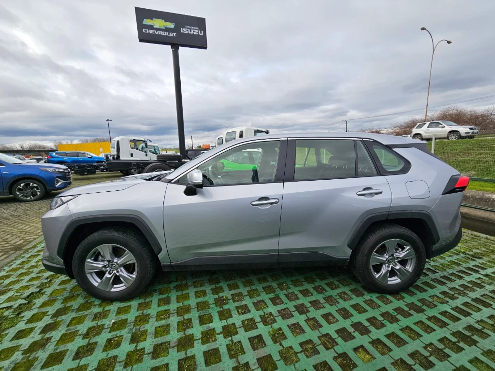 Toyota Rav4 2025 - Imagen 8 de 20