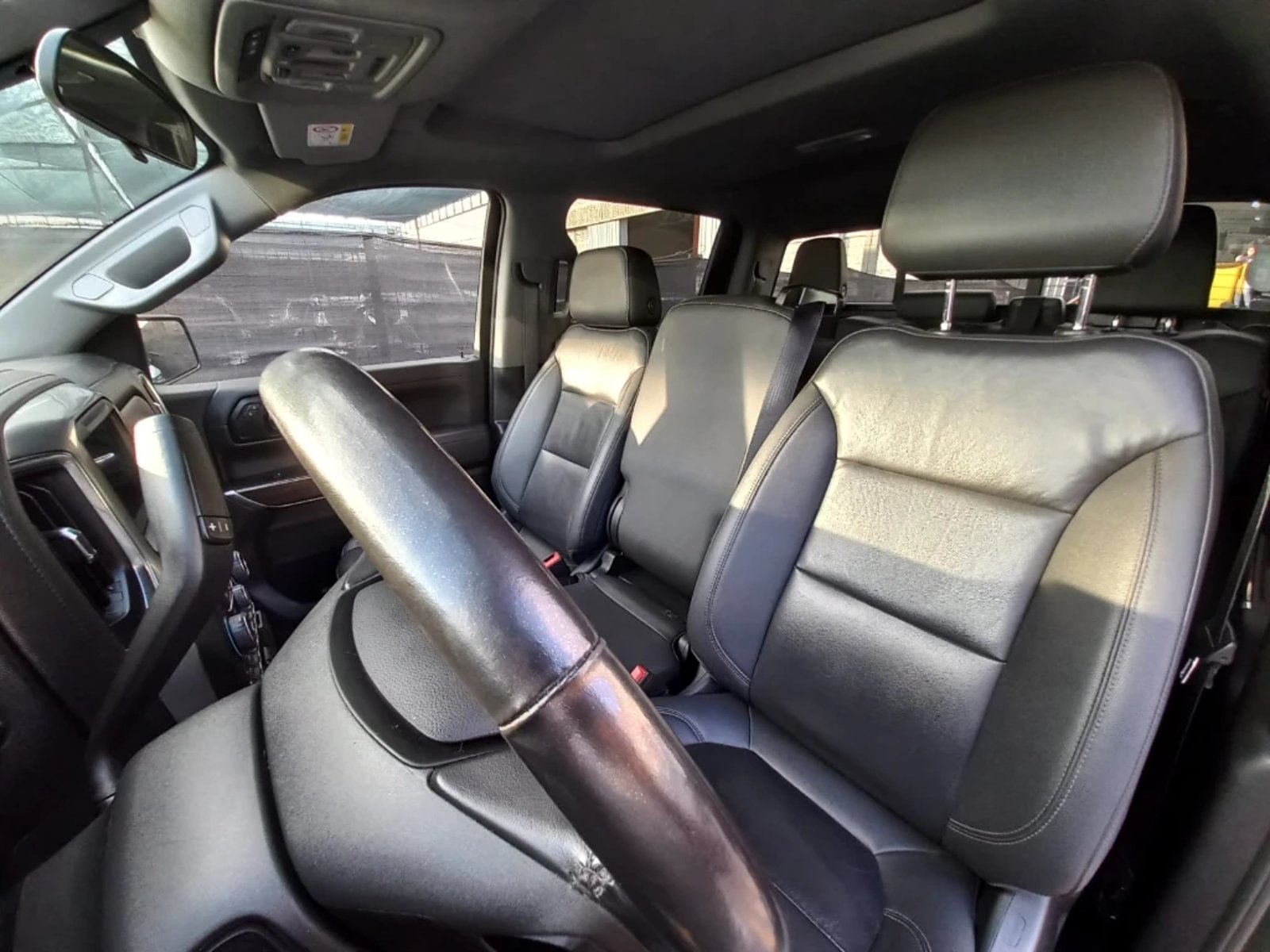 Chevrolet SILVERADO 5.3 LT TRAILBOSS Z71 4X4 AT 4P 2022 - Imagen 13 de 20