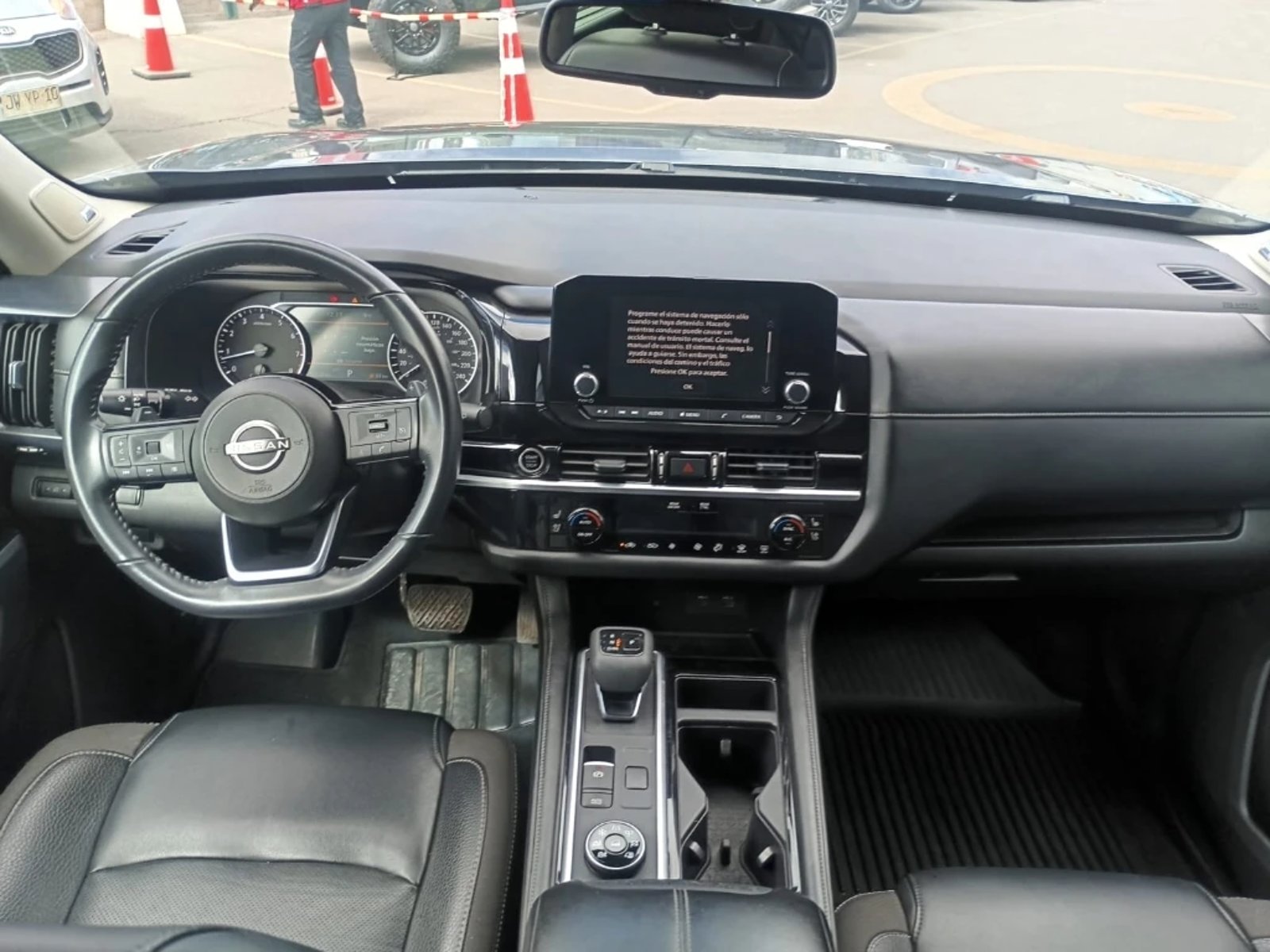 Nissan Pathfinder 2024 - Imagen 10 de 20