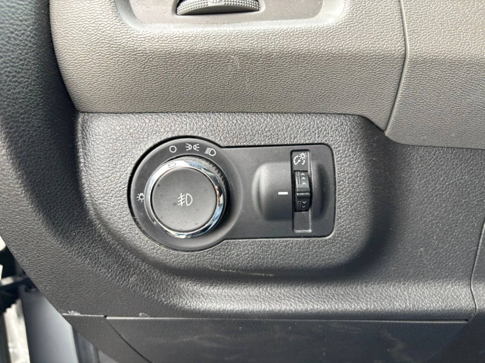 CHEVROLET SPIN 1.8 LTZ 4X2 AT 5P 2019 - Imagen 16 de 20