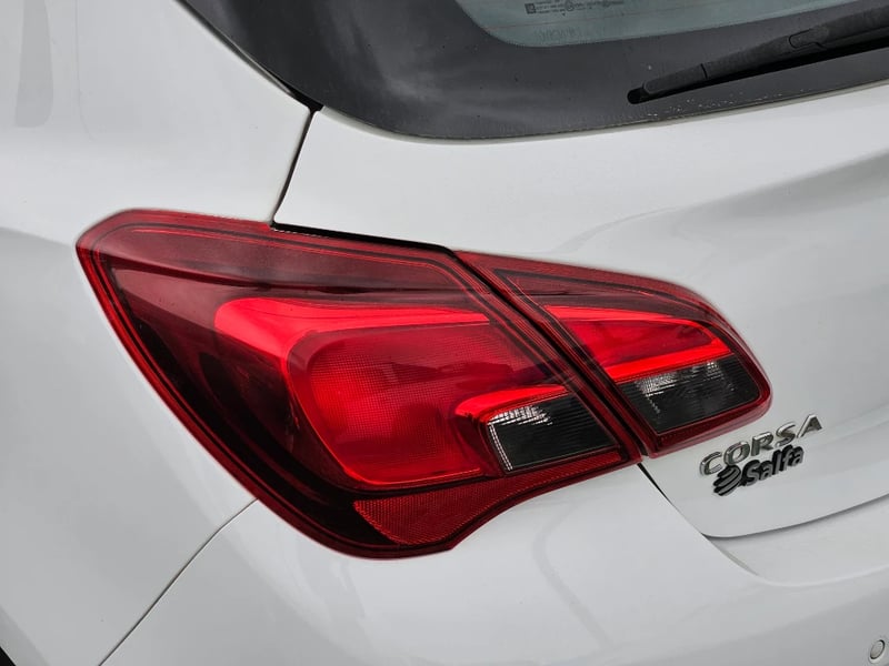 Opel Astra 2023 - Imagen 12 de 20