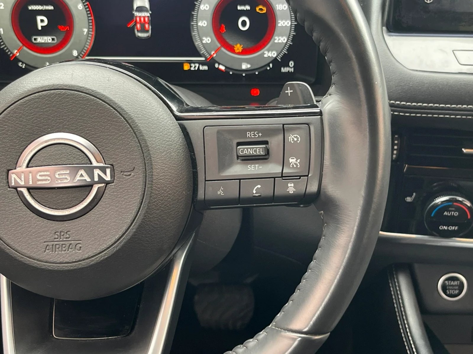Nissan X-TRAIL 2.5 EXCLUSIVE 4X4 3ROW CVT AT 5P 2023 - Imagen 17 de 20