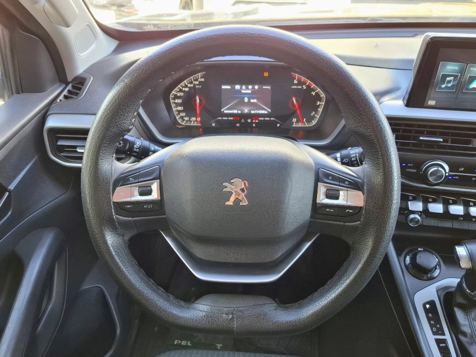 Peugeot LANDTREK 2.2 ACTION4 BLUEHDI DIESEL 4X4 180HP AT 4P 2024 - Imagen 12 de 20