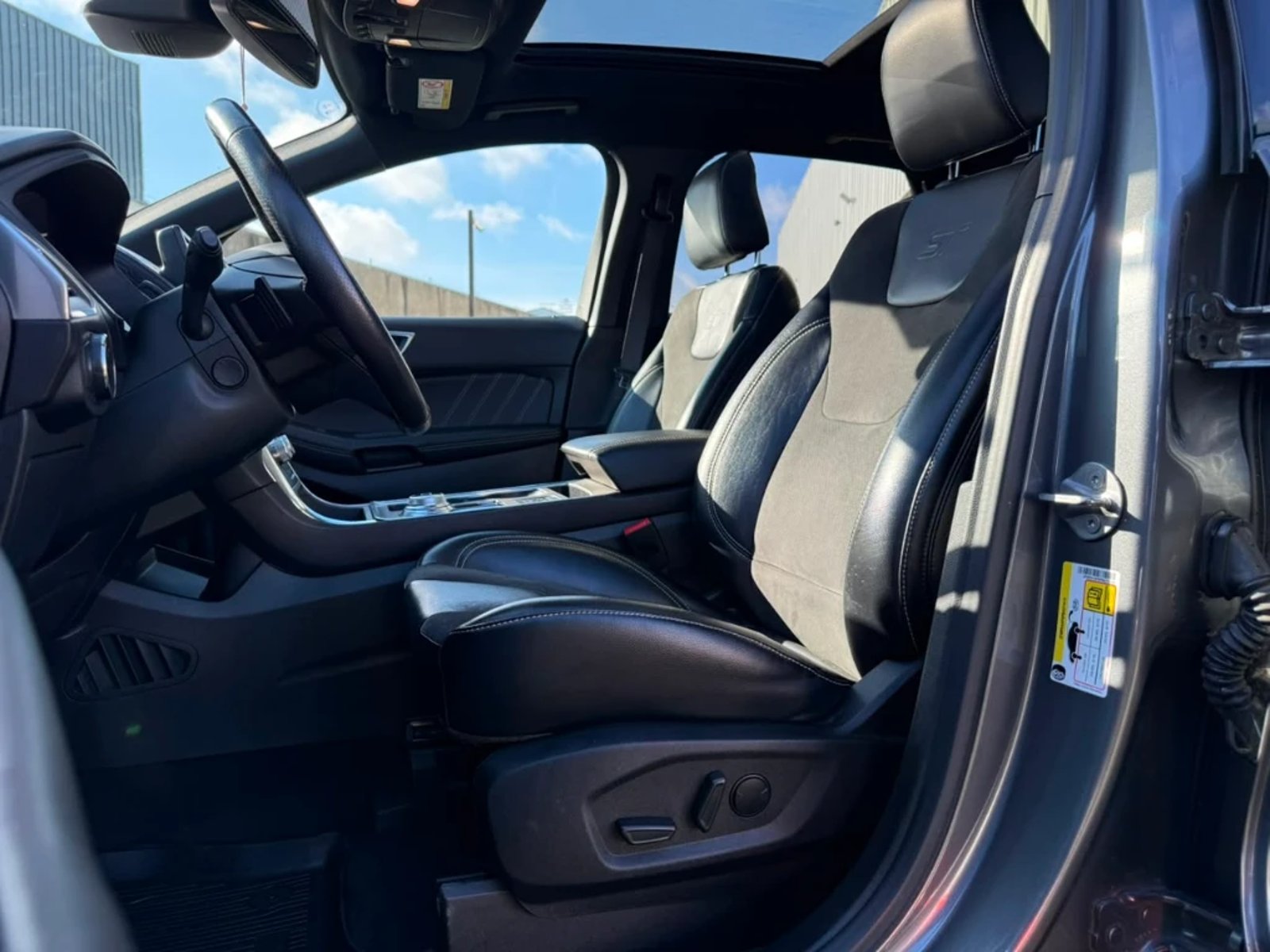 Ford Edge 2024 - Imagen 14 de 20