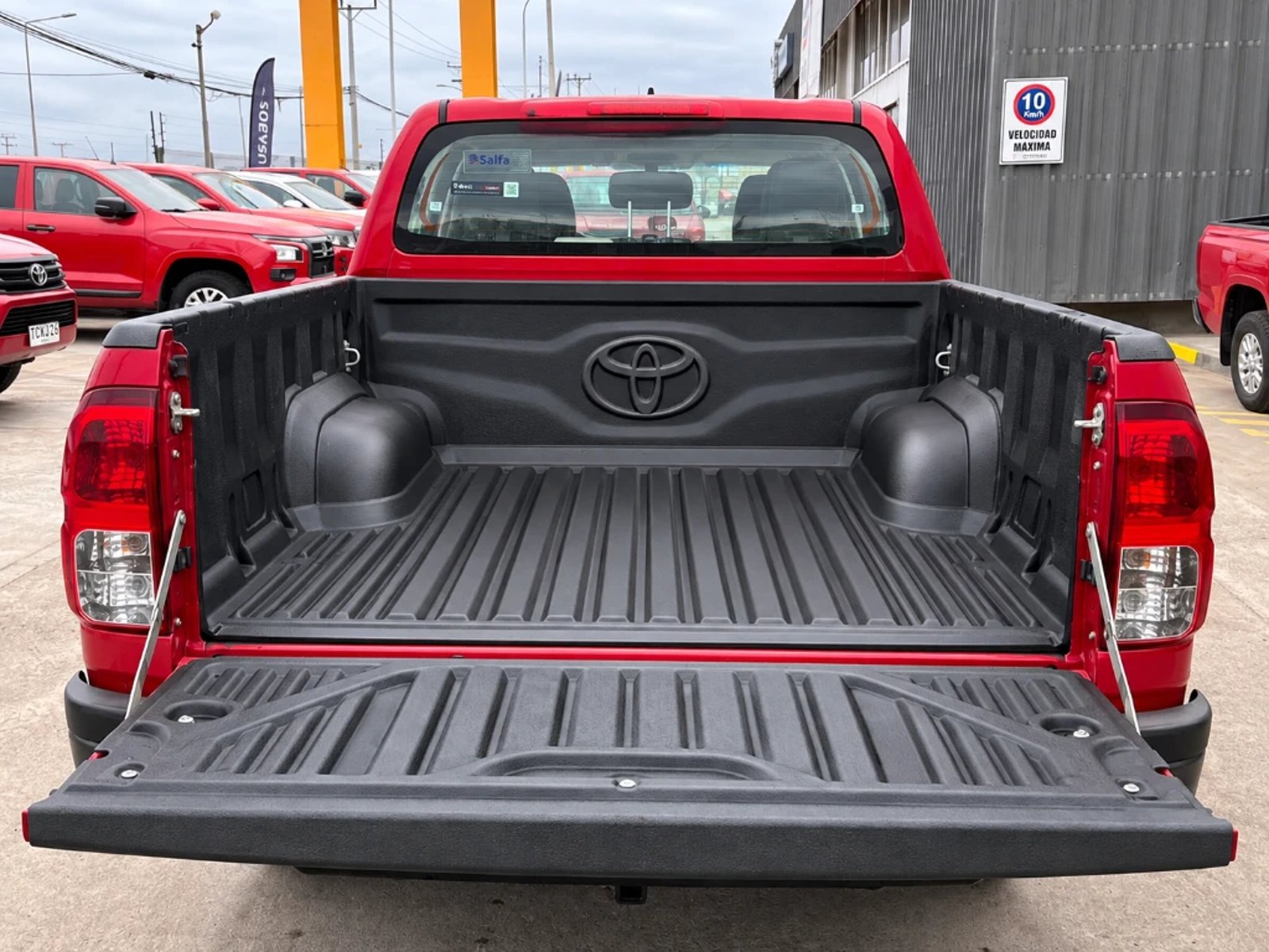 Toyota Hilux 2024 - Imagen 11 de 20