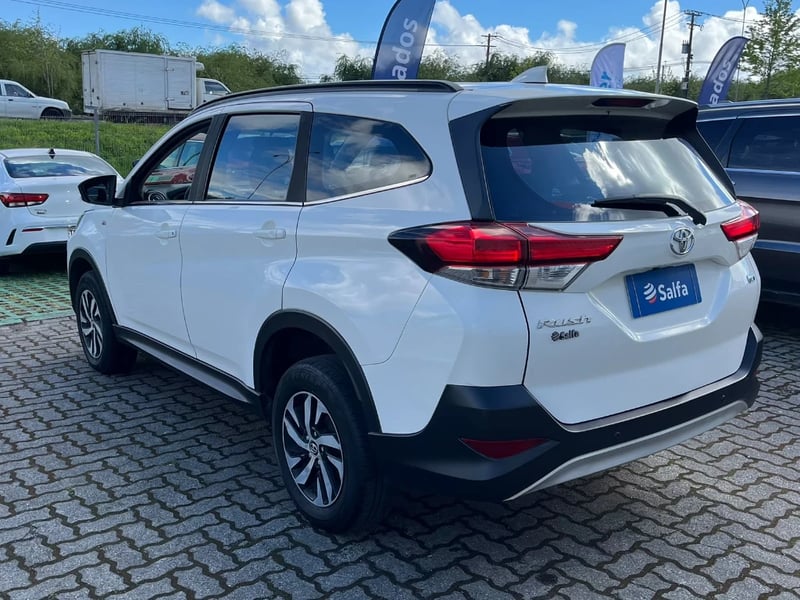 Toyota Rush 2023 - Imagen 7 de 20