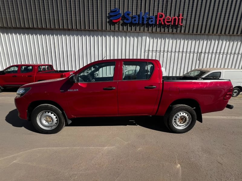Toyota Hilux 2023 - Imagen 8 de 20
